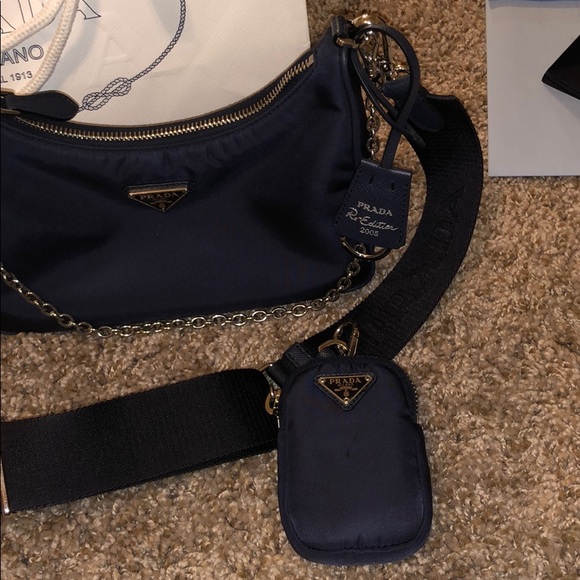 Prada Tessuto Re-Edition 2005 Nylon Bag - Picture 4 of 15